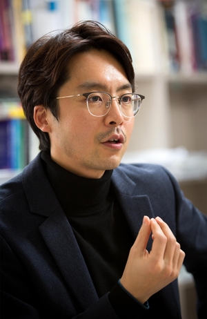 한양대학교 정치외교학과 은용수 교수의 연구 논문 'Ontological Security and the Dynamics of Anxiety: Toward a Typological Theory of Change'가 영국 케임브리지대학 학