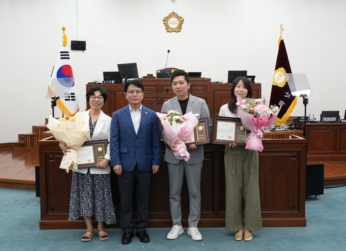 하남시의회 제342회 임시회에서 '2025년 3분기 우수공무원' 표창 수여