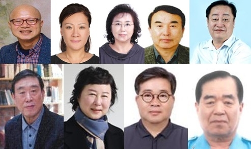 2025 안양시민대상 수상자- 상단 왼쪽부터 황인두 최수연 홍영란 정재성 안교영씨, 하단 왼쪽부터 함학기 황인경 방극안 김영식씨