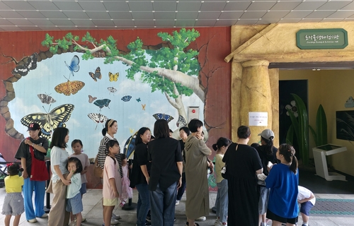 군포시 17일 초막골생태공원 반딧불이 체험 프로그램 운영