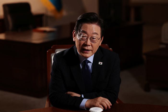 로이터와 인터뷰하는 이재명 대통령
