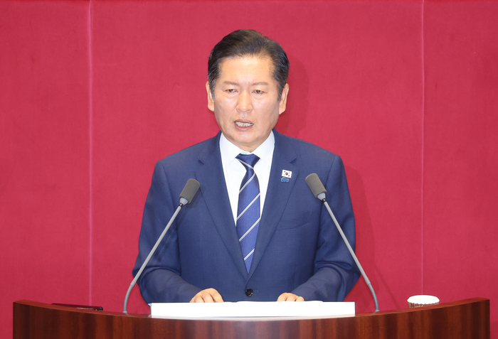 정청래 첫 대표 연설 “국민행복시대 열자…여야 민생협의체 성과 낼 것”