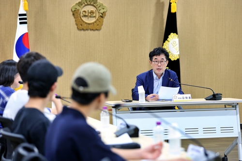 김태흥 의왕시의회 의원 9월25일 의왕시 대안 교육기관 '더불어 배움터길' 학생들에게 지방의회 역할 설명