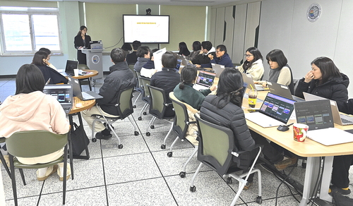 일산국제컨벤션고등학교 학생들 웹툰 숏폼 제작 실무교육 이수