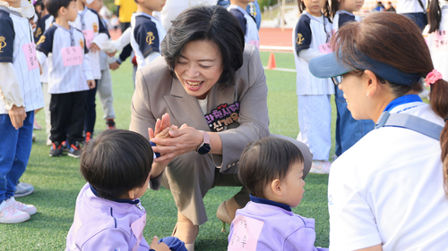 신계용 과천시장 2024년 10월 '과천시 어린이집 한마음체육대회' 방문