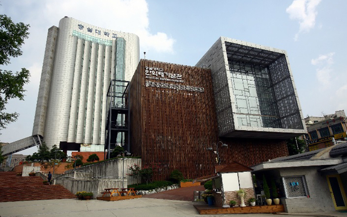 학사학위 취득부터 대학원 진학, 취업까지… 미래형 진로 로드맵 제공