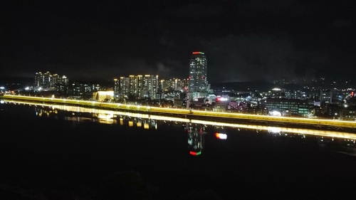 양평군 남한강변 야경