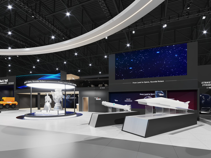 ADEX 2025 현대로템 전시관 전경. 사진=현대로템 제공