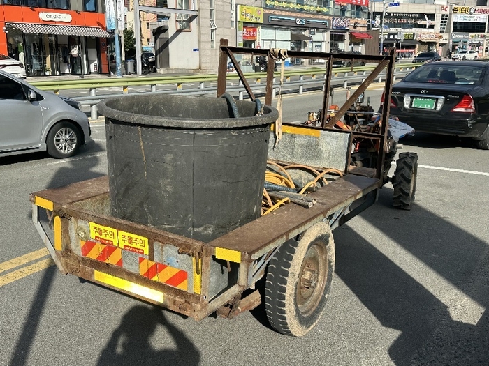 진도군, 경운기 안전사고 예방 위해 안전반사판 무료 부착