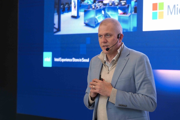 그렉 언스트 인텔 세일즈 마케팅 그룹 총괄