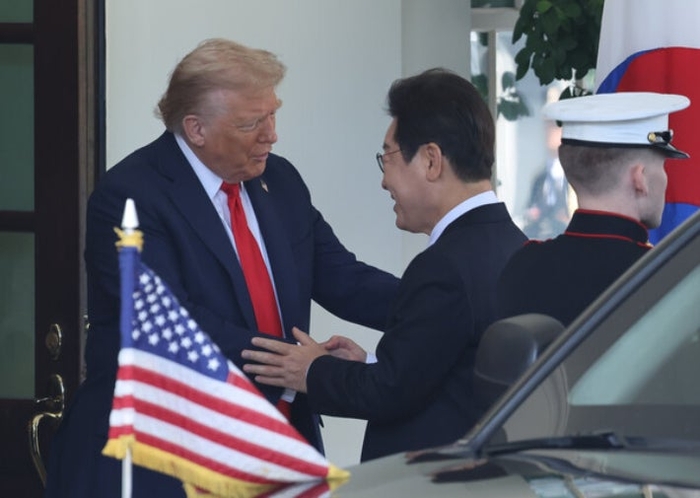 李대통령, 트럼프 대통령 마중