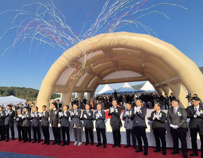 미래차 전장부품·시스템반도체 신뢰성검증센터 착공식