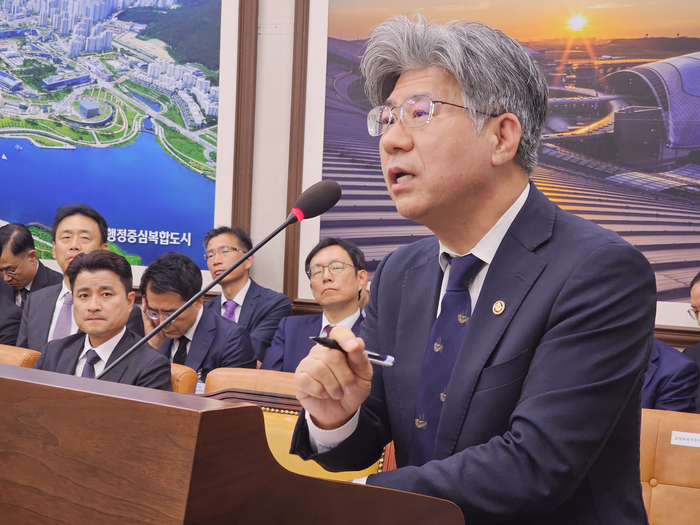 남동일 공정거래위원회 부위원장이 권영진 국민의힘 의원의 질의에 답변하는 모습. 사진=박규빈 기자