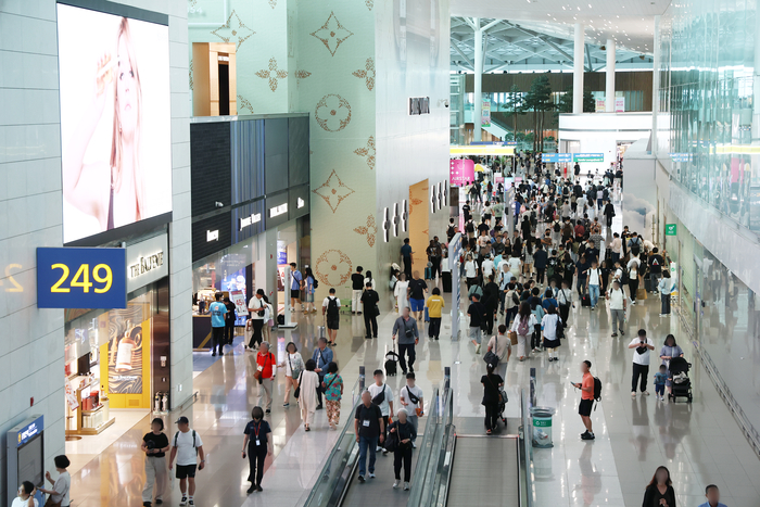 인천국제공항 2터미널 면세구역. 사진=연합
