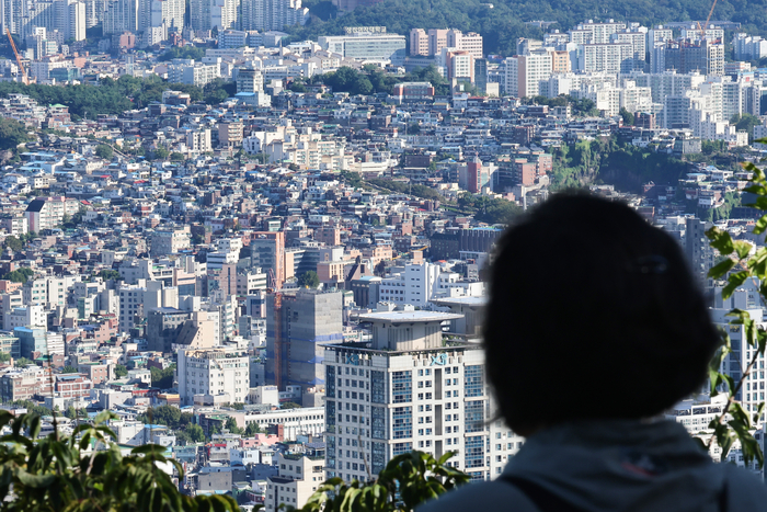 서울 집값 다시 상승세…추석 이후 추가 규제책 가능성
