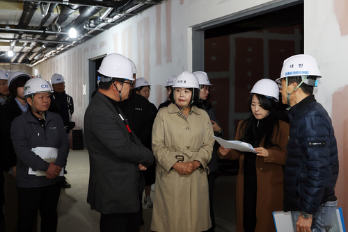 시흥시의회 '시흥아트센터 정착 및 운영방안 연구회' 30일 배곧2동 시흥아트센터 공사 현장 방문