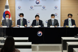 공공기관 경영평가때 재무성과 비중 올린다
