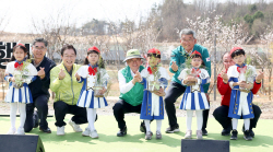 경북도,도청신도시 수변공원 일원서 식목일 기념 나무심기 행사