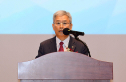 에너지학계 인사들 "정치인 출신 김동철 사장, 에너지 정치화 문제 해결 적임"