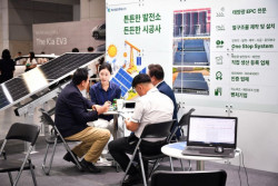 KEET 2024 참가한 에스엠전력에너지, 태양광 모듈 제설 서비스 공개