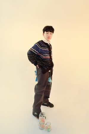 조예찬 모델, 플로르 방송 제작사 신년 화보서 독보적 분위기 선사하다