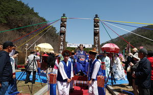 산불 재해민 돕기 행사 돋보인 ‘칠갑산 장승문화축제’