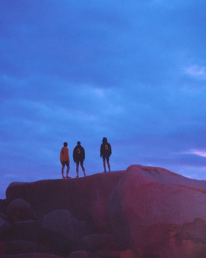 데상트, 러닝 크루 5kmman과 협업… ‘From 5 to 42.195’ 컬렉션 출시