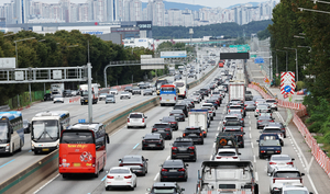 부산→서울 5시간 10분 예상…정체 오후 5시 ‘절정’