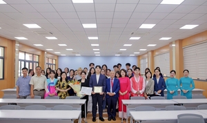 퍼시스 베트남, 호치민인문사회과학대 한국학과에 가구 기부
