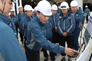 포스코이앤씨, ‘현장 전사경영회의’ 도입…“안전이 곧 경쟁력”