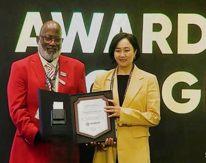 바야다홈헬스케어 김영민 대표, ‘엑설런스 인 헬스케어 어워드’ 수상