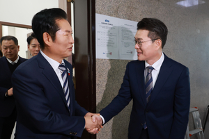 정원오, 정청래 긴급 면담 “먼 길 채비”…출마 임박?