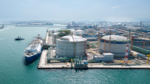 작년 LNG 수입량 역대 최대…수입처 다각화 속 美물량 크게 감소