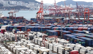 7000억 넘은 韓 수출...이젠 ‘일본의 벽’ 넘본다