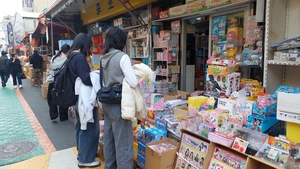 “가격 오를 일만 남았어요”…제조업체 떠안은 ‘원가상승분’ 언제 터질지 불안