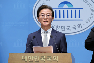 민주당 전재수 부산시장 후보 “해수부 이전 시작으로 해양수도 부산 완성”