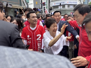‘선거의 여왕’ 박근혜 등판…국힘 뒤집기 성공할까