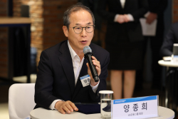 “양종희 맞서는 5人”...KB금융지주 ‘회장 후보’ 면면 보니