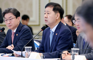 “MSCI 편입, 걸림돌 뭐냐” 대통령 묻자…구윤철 “속도조절 필요”