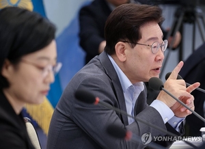李대통령 “군사 쿠데타, 모두 육사 출신 중심…사관학교 통합하면 가능성 줄어”