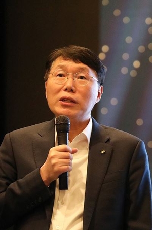 “연체율 0%대 눈앞”...김재관號 KB국민카드, 불황 방어력 키웠다