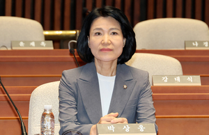 이진숙 ‘제명 촉구’ 결의안 본회의 통과… 조경태 “찬성했다” 국힘서 3명 찬성한듯
