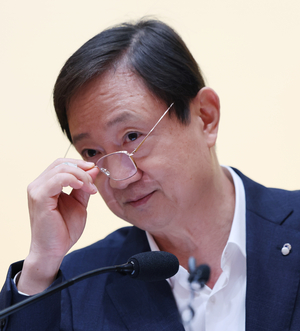 은행장 ‘교체 카드’ 뜨나...이찬진 “승계 절차 미흡하다”