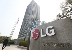 LG전자, 3분기 누적 영업익 4조 돌파…AI·로봇 투자 속도