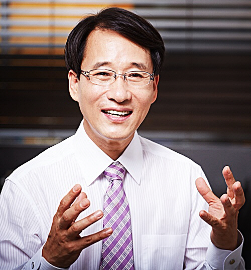 8면-이원욱인터뷰사진