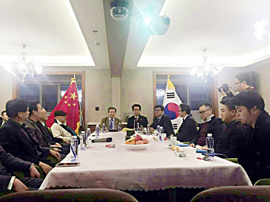 8면-시안정부 정성우 대표 교류회