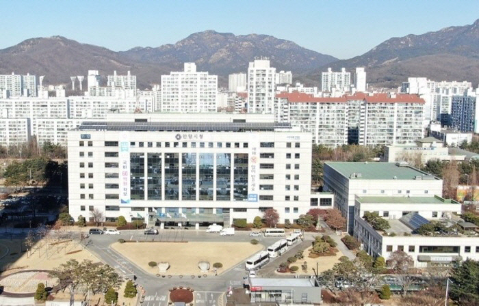 [크기변환]kuk202101110091_680x_0
