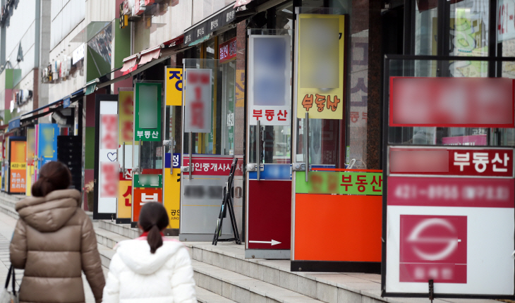 '역대 최다 부동산거래'…작년 중개업소 폐업 줄고 개업 늘고