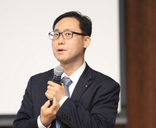 2021021701000851500037551