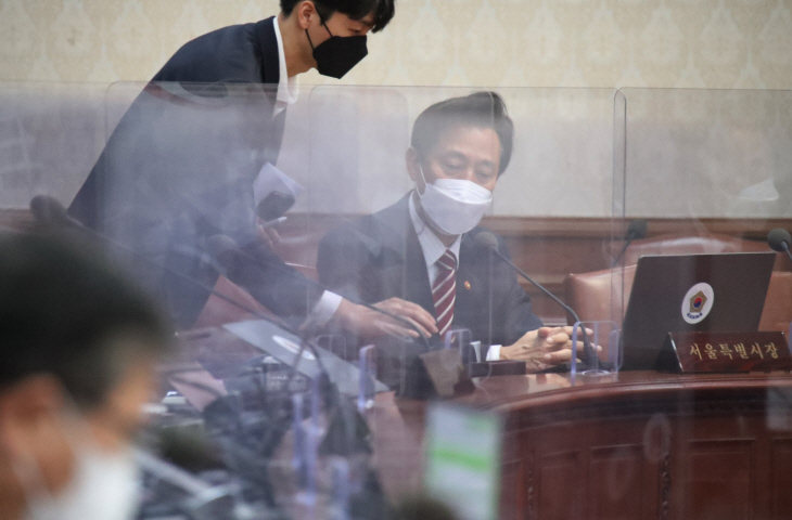 국무회의 참석한 오세훈 시장